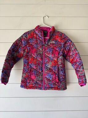 The North Face Girls' Pink 550 Goose Down Puffer Jacket! Multi color floral!